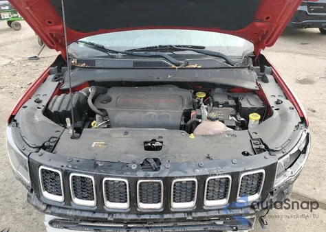 2018 Jeep Compass Latitude z USA, uszkodzony, nr VIN 3C4NJDBB3JT176585